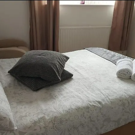 Spacious Double Room In Anfield Liverpool Exterior photo