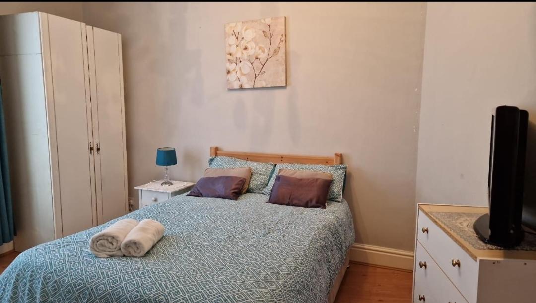 Spacious Double In Anfield Liverpool